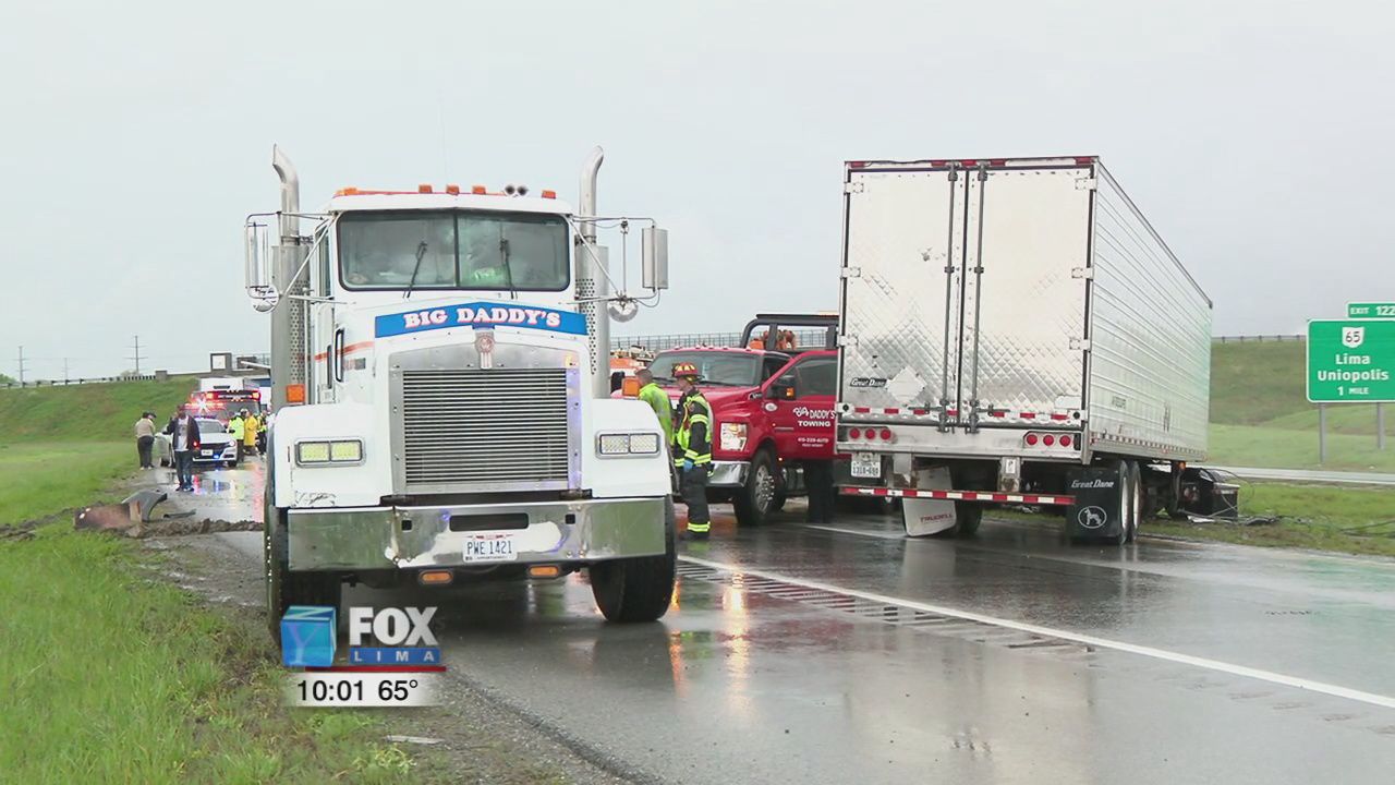 Allen County EMA and Hazmat team called out after two semis jackknife on I-75